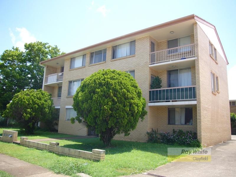 1/2 Franz Road, Clayfield QLD 4011