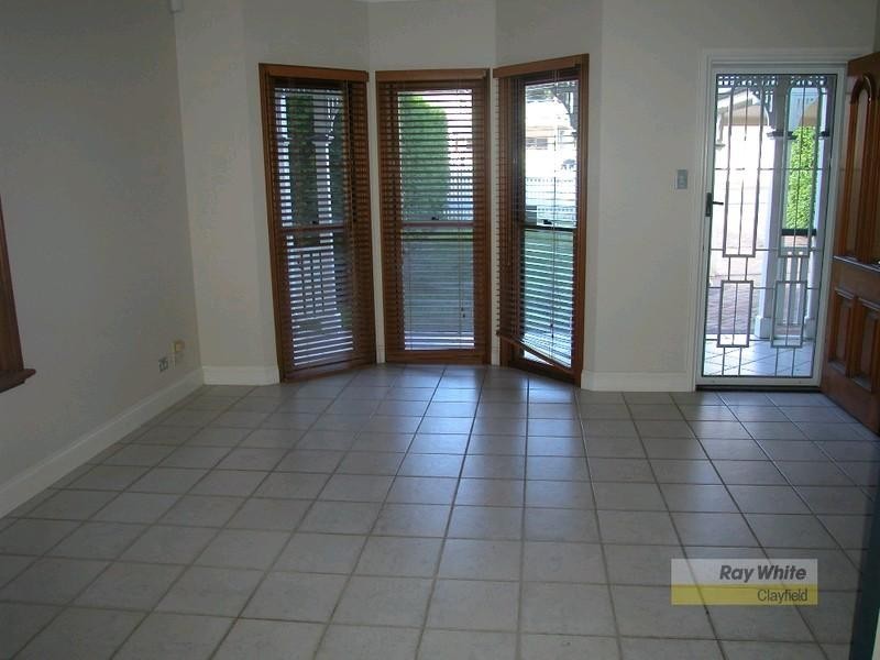 44 Lodge Road, Wooloowin QLD 4030