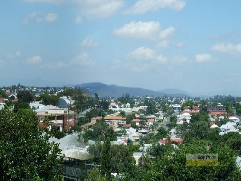 40 Camden Street, Albion QLD 4010