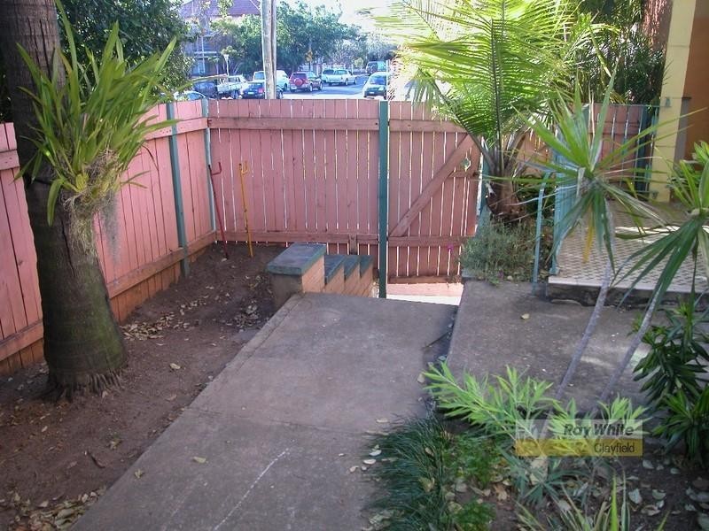 1/587 Sandgate Road, Clayfield QLD 4011