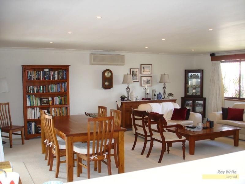 Wavell Heights QLD 4012