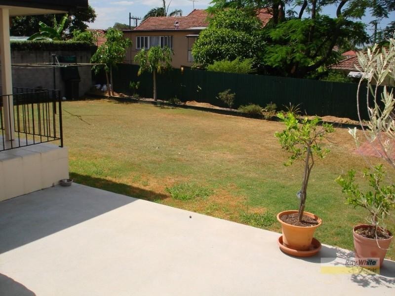 Wavell Heights QLD 4012