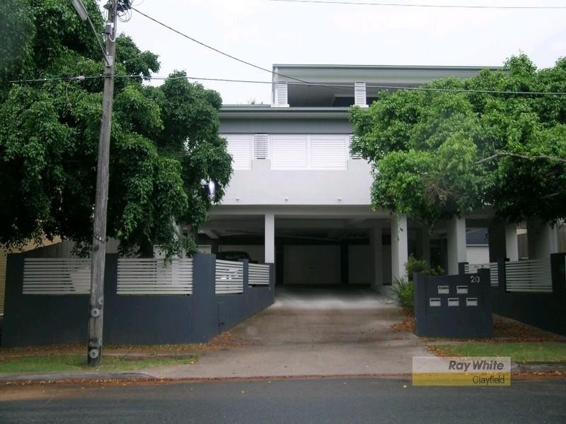 2/20 Oriel Road, Clayfield QLD 4011