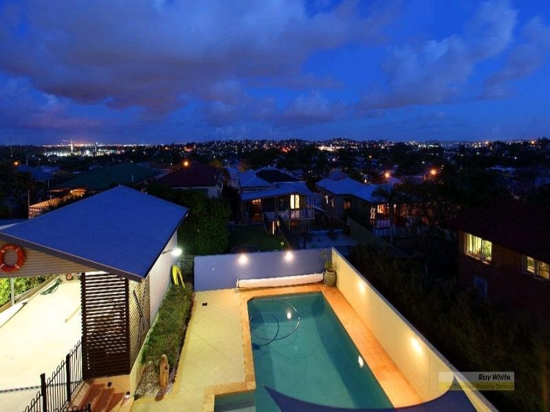 126 Beaconsfield Terrace, Gordon Park QLD 4031