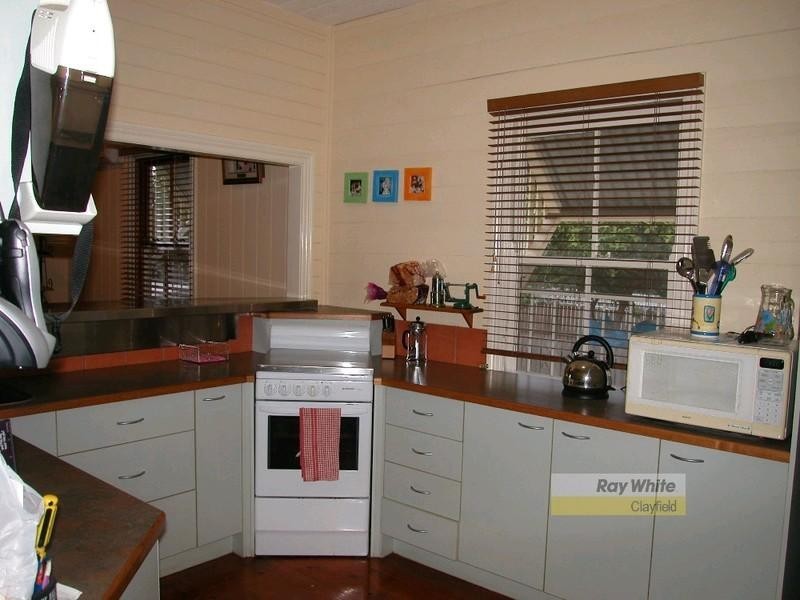 16 Bale Street, Albion QLD 4010