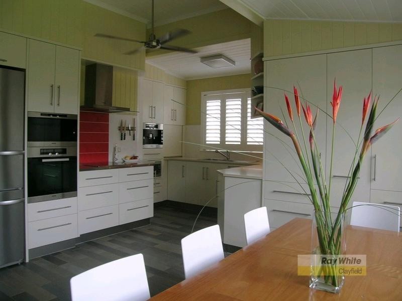 4 Derby Street, Hendra QLD 4011