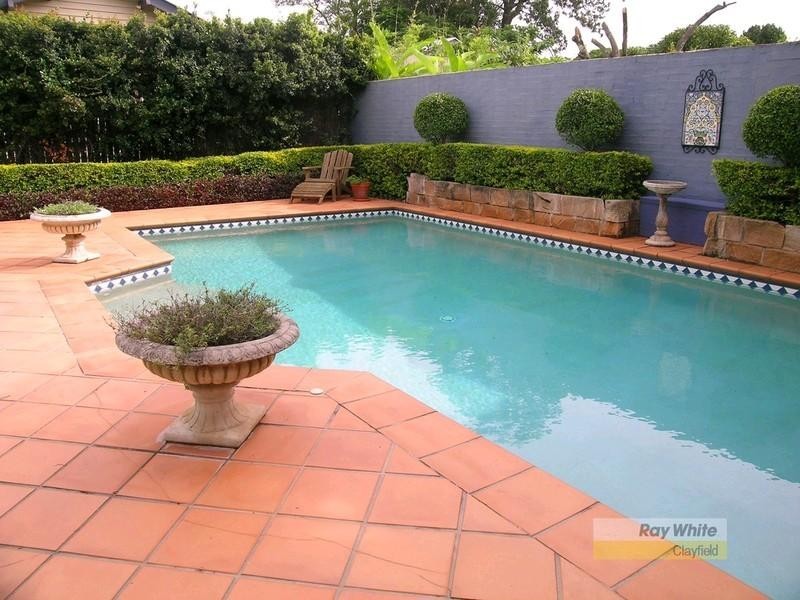 4 Derby Street, Hendra QLD 4011