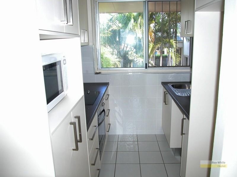 2/18 Best Street, Hendra QLD 4011