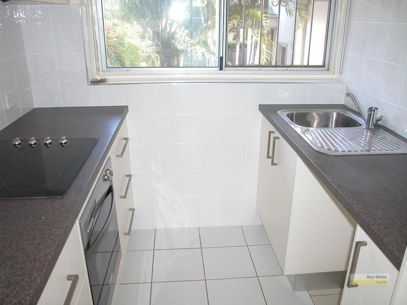 2/18 Best Street, Hendra QLD 4011