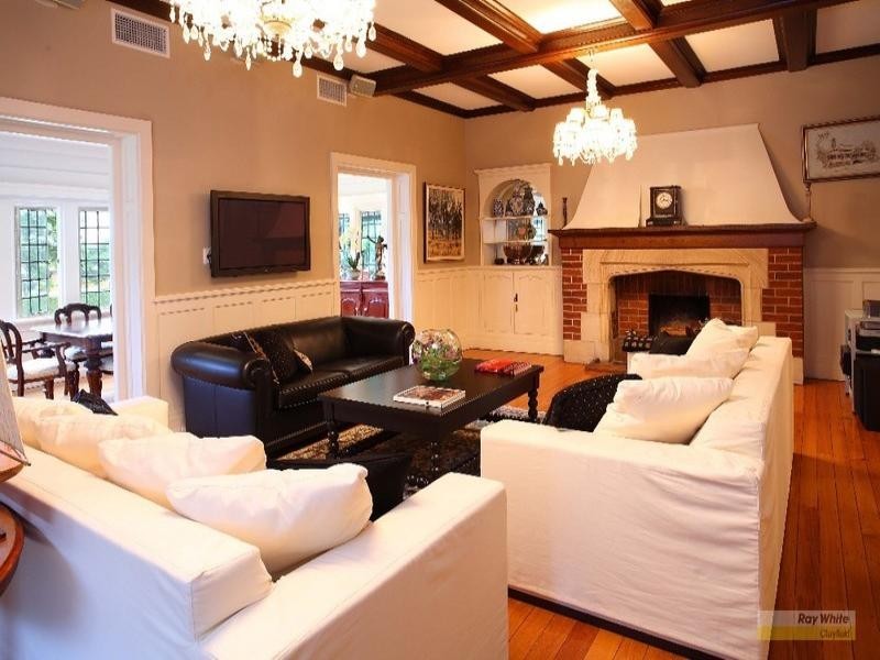 132 Windermere Road, Hamilton QLD 4007