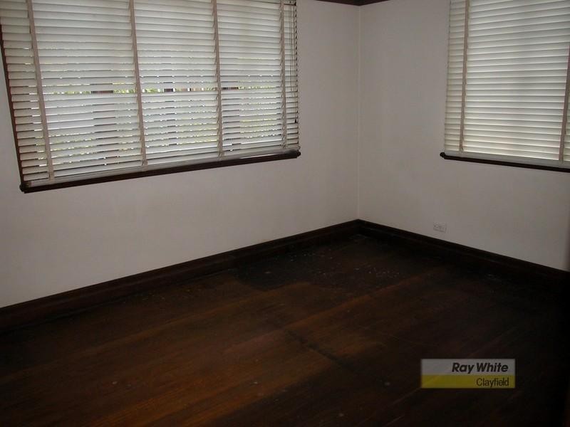 240 Shaw Road, Wavell Heights QLD 4012