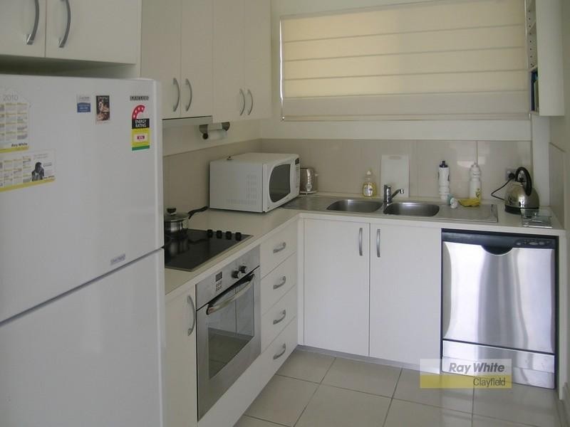 8/70 Liverpool Road, Clayfield QLD 4011