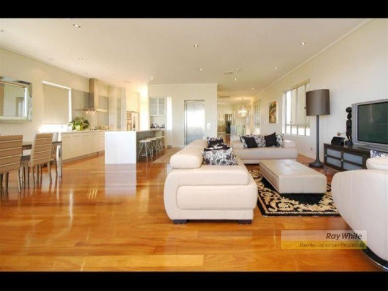 43 Queens Road, Hamilton QLD 4007