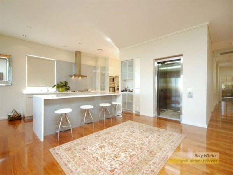 43 Queens Road, Hamilton QLD 4007