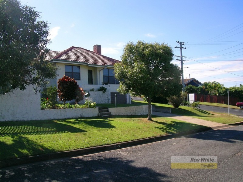 1 Highlands Street, Wavell Heights QLD 4012