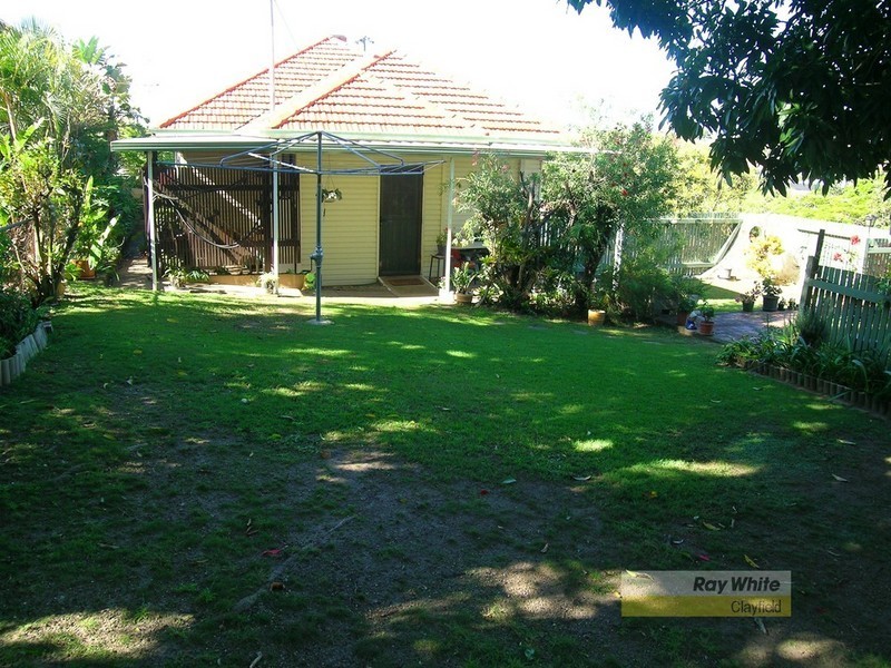 1 Highlands Street, Wavell Heights QLD 4012