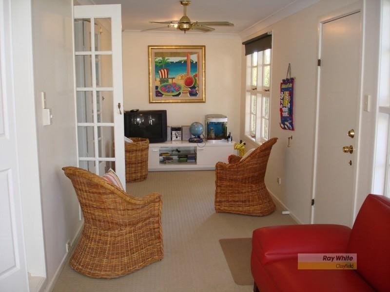 18 Anthony Street, Hamilton QLD 4007