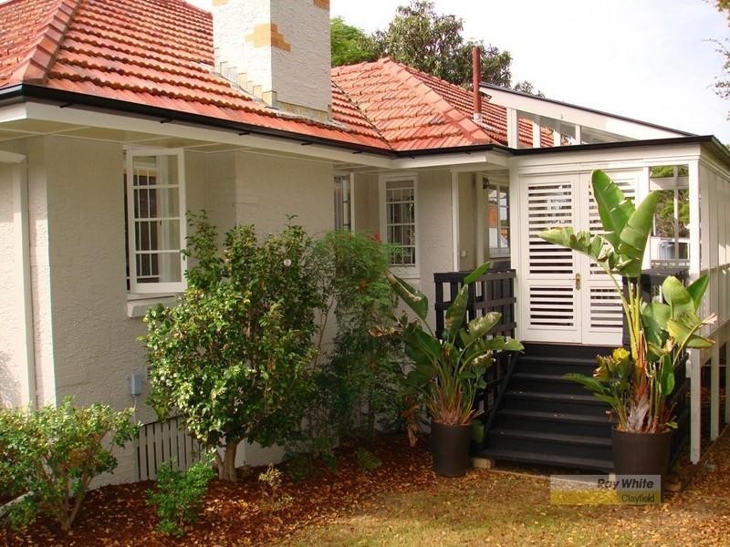 18 Anthony Street, Hamilton QLD 4007