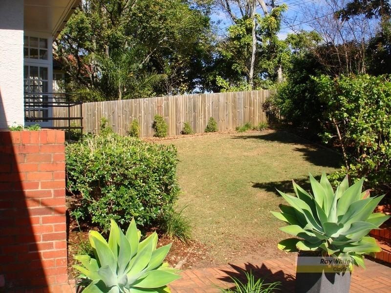18 Anthony Street, Hamilton QLD 4007