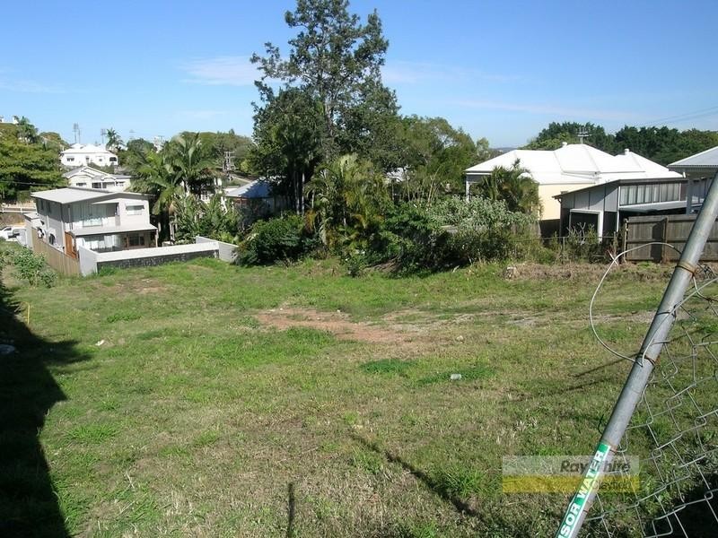 9 & 11 Pine Street, Hamilton QLD 4007