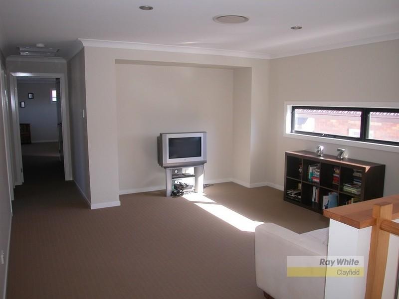 4 Sunny Avenue, Wavell Heights QLD 4012