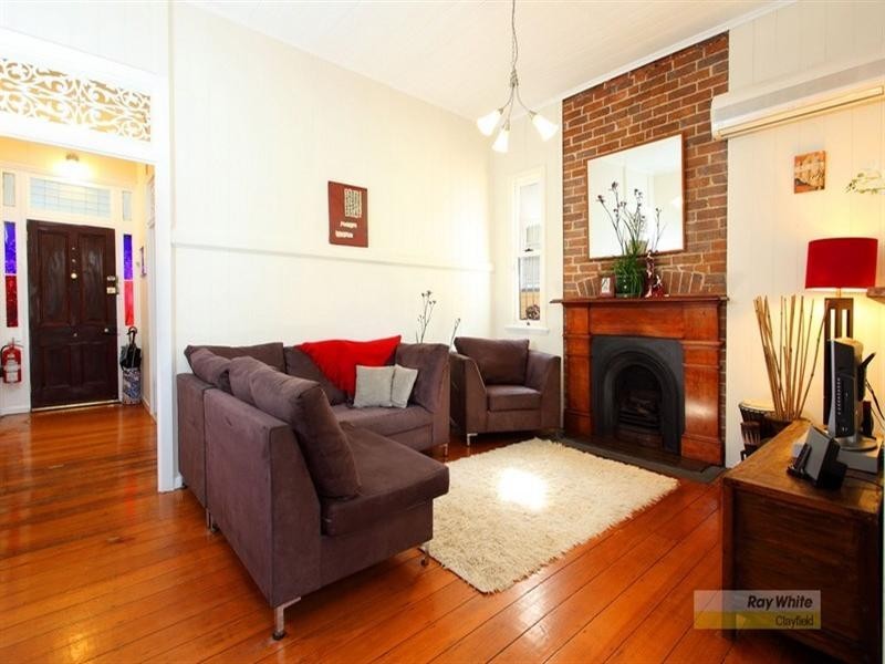 33 McLennan Street, Albion QLD 4010