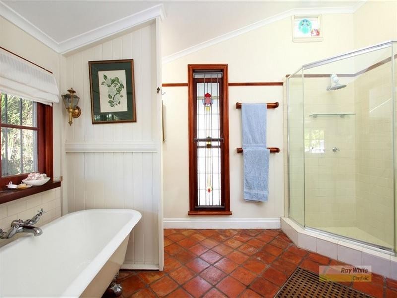 33 McLennan Street, Albion QLD 4010