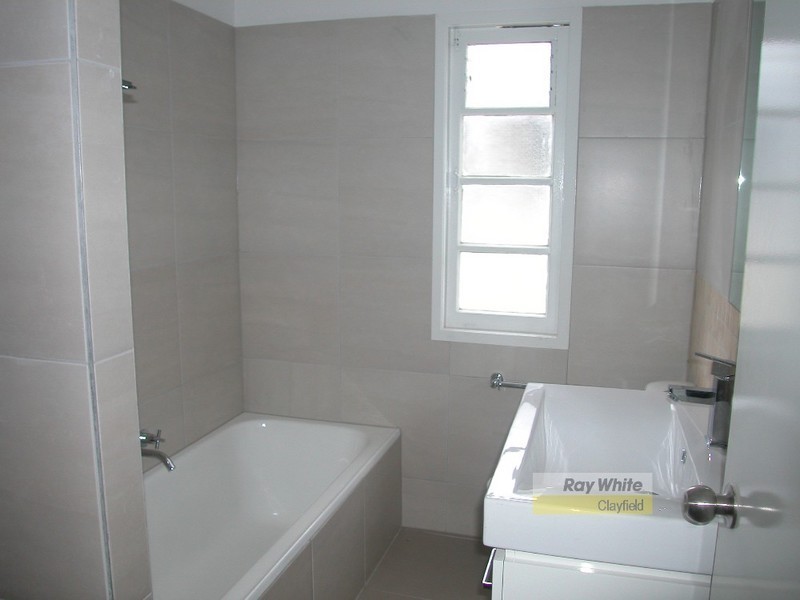 77 Oates Parade, Northgate QLD 4013