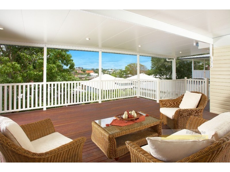 54 Wellington Street, Clayfield QLD 4011