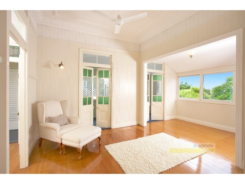 54 Wellington Street, Clayfield QLD 4011