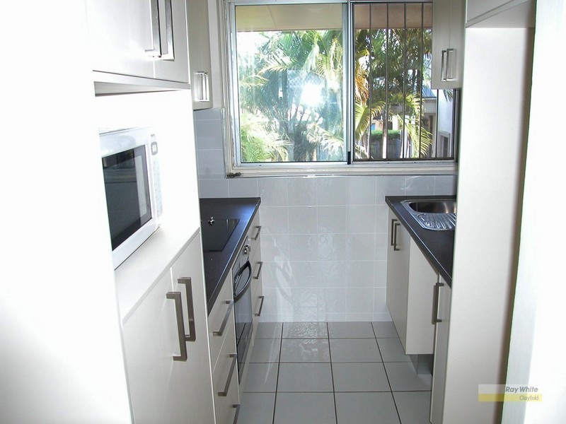 2/18 Best Street, Hendra QLD 4011