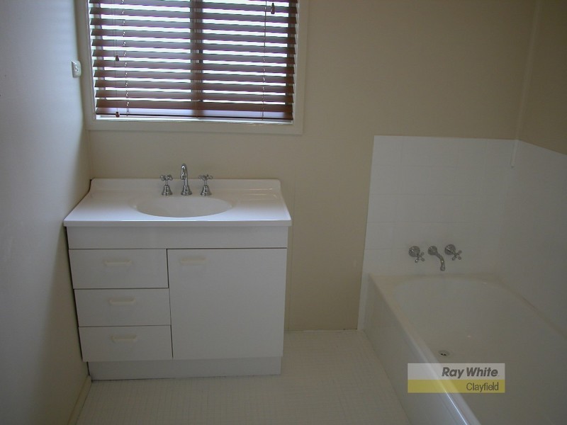 62 Henry Street, Wooloowin QLD 4030