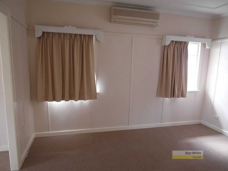 19 Sunny Avenue, Wavell Heights QLD 4012