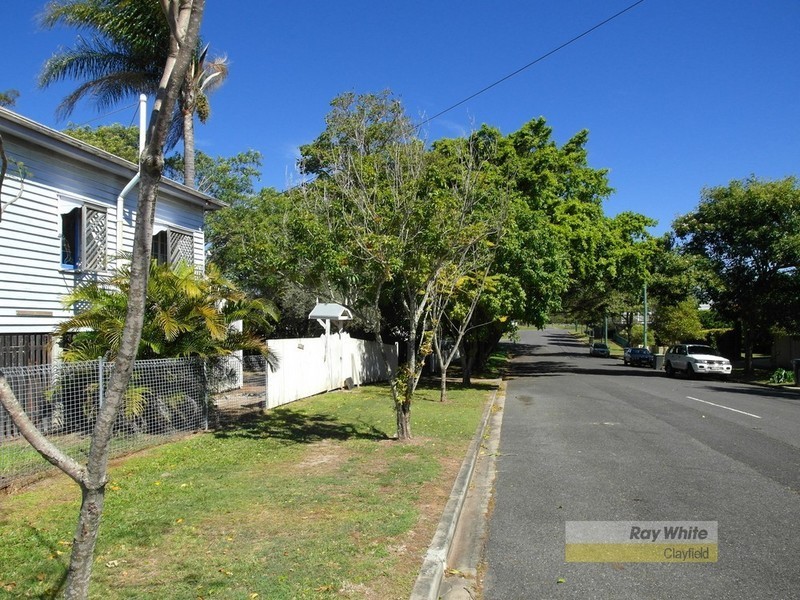 96 Lodge Road, Wooloowin QLD 4030