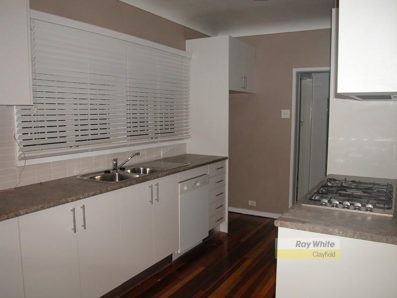 28 Armagh Street, Clayfield QLD 4011