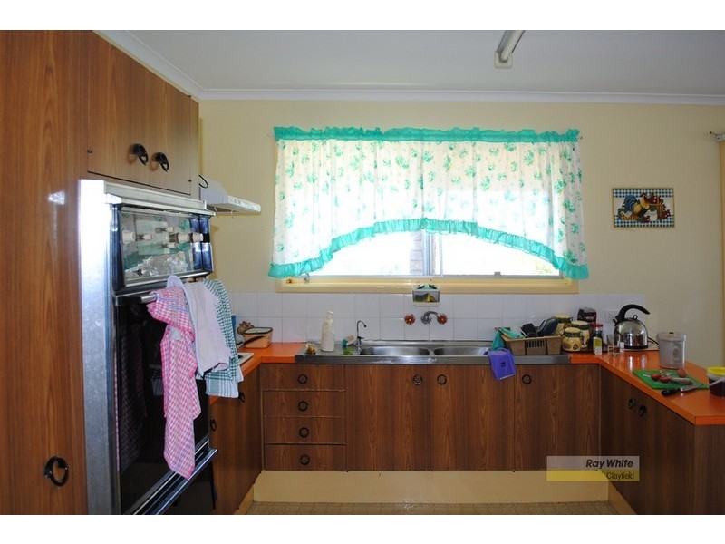 1 Belfort Street, Stafford Heights QLD 4053