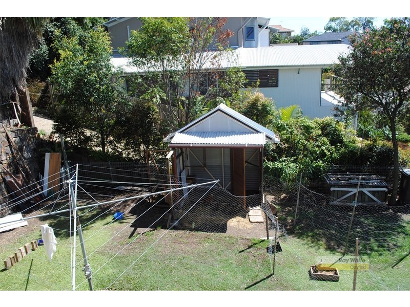 1 Belfort Street, Stafford Heights QLD 4053