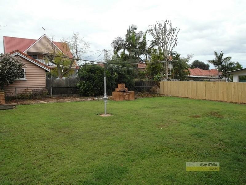 19 Sunny Avenue, Wavell Heights QLD 4012