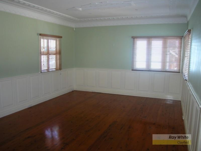 153 Main Avenue, Wavell Heights QLD 4012