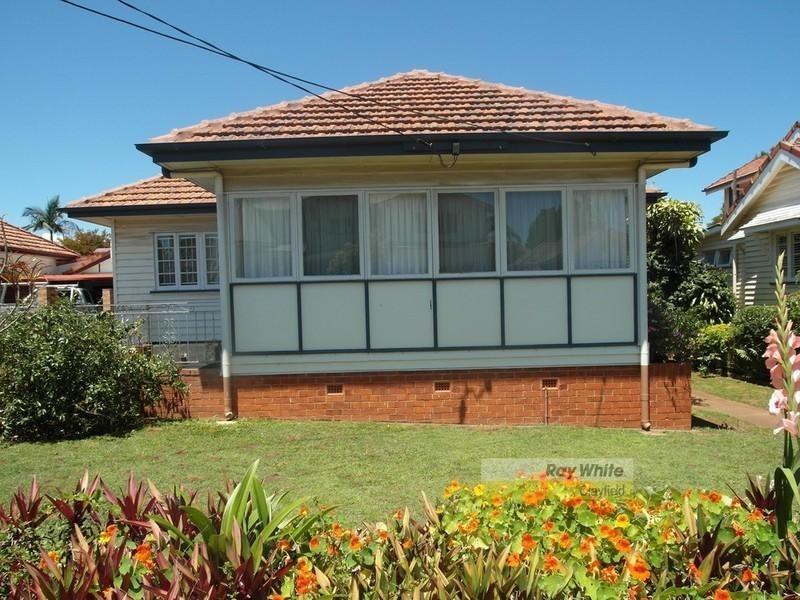 26 Sunny Avenue, Wavell Heights QLD 4012