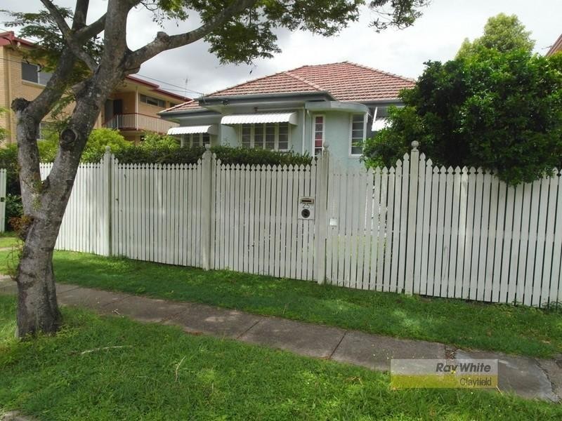 25 Stuckey Road, Clayfield QLD 4011