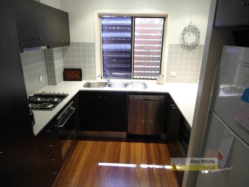 10 Aden Street, Albion QLD 4010