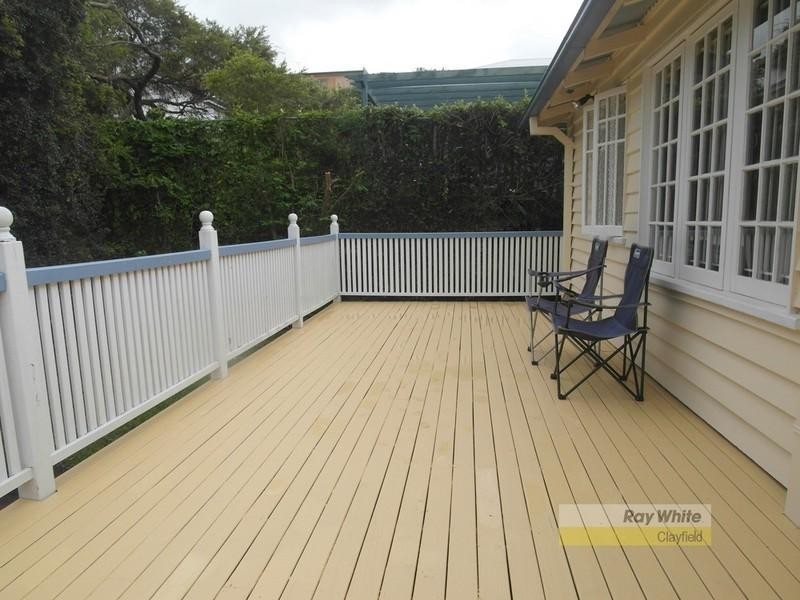 18 Christian Street, Clayfield QLD 4011