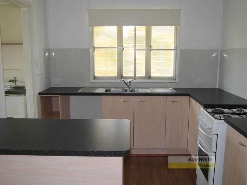 26 Kembla Street, Wavell Heights QLD 4012