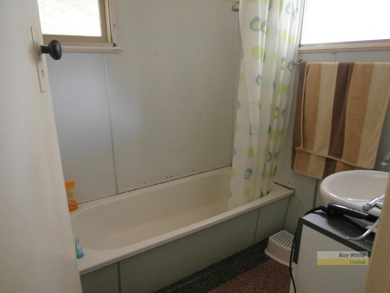 26 Kembla Street, Wavell Heights QLD 4012