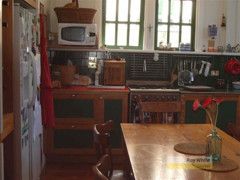 32 Manson Road, Hendra QLD 4011