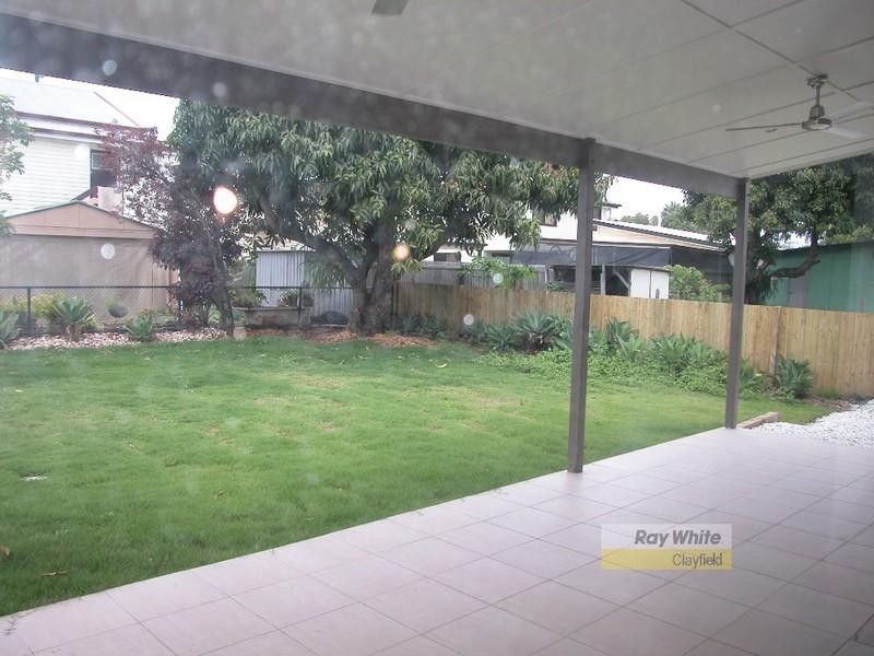 77 Oates Parade, Northgate QLD 4013