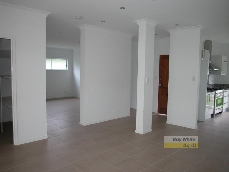 77 Oates Parade, Northgate QLD 4013