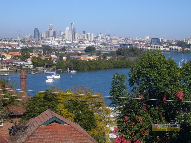 2/12 Mullens Street, Hamilton QLD 4007