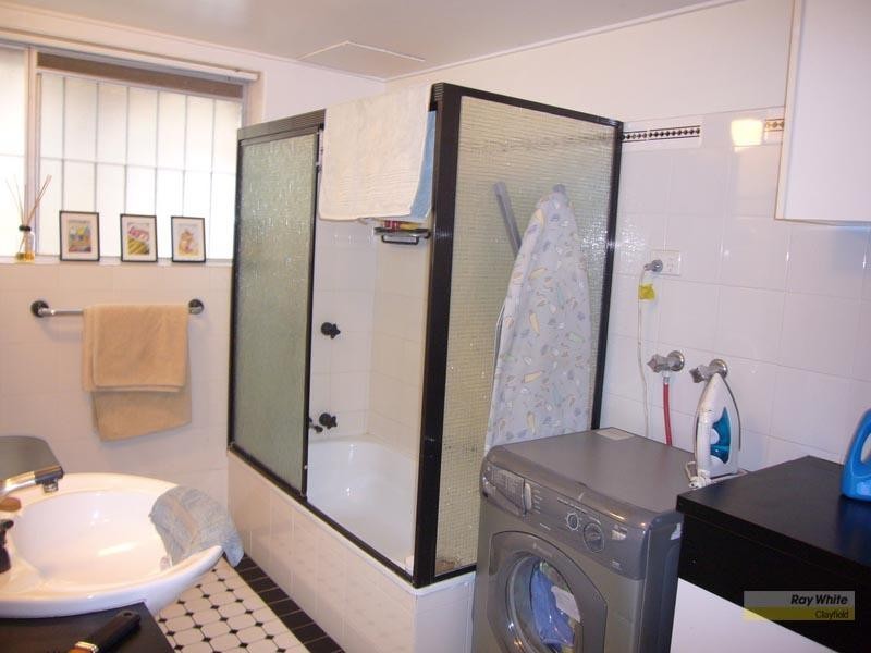 2/12 Mullens Street, Hamilton QLD 4007